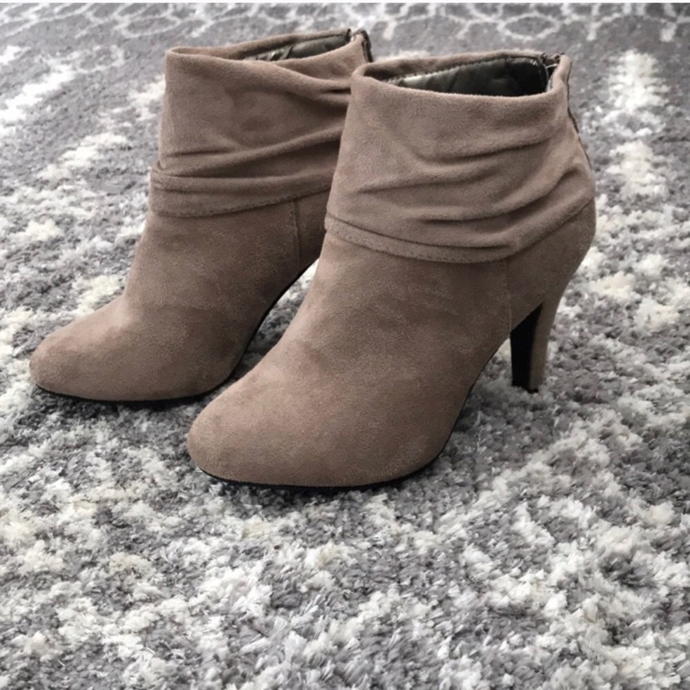 Francesca's booties